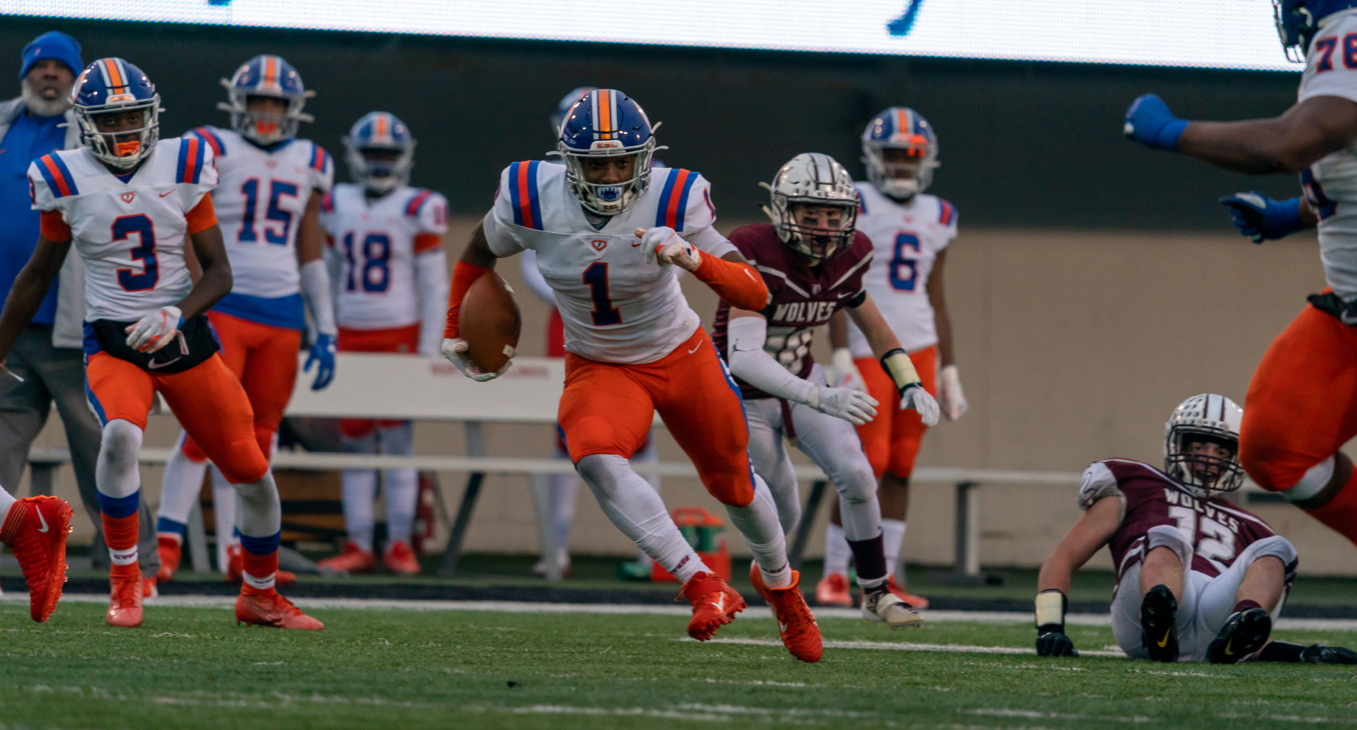 East St.Louis_PrairieRidge_6A_football_1130